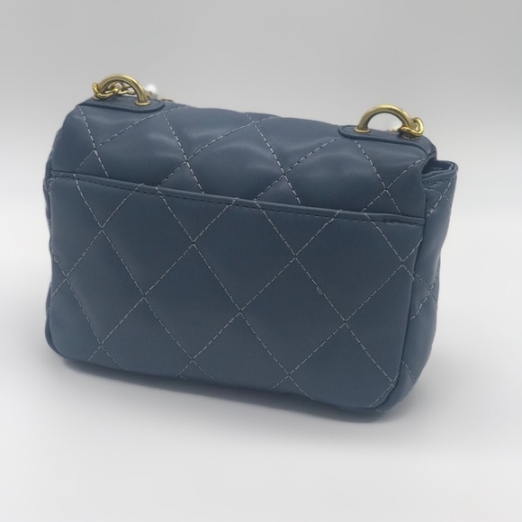 Small Quilted Pearl Flap Bag - Picture 5 of 7
